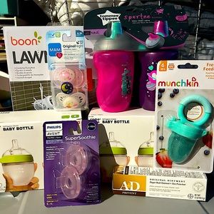 New Must Haves Baby Bundle! Comotomo! Avent! MAM! Tommy Tippee! Over $110!
